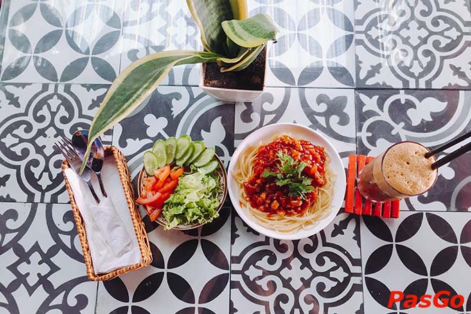 nhà hàng Container Beer Phạm Hữu Kính 20