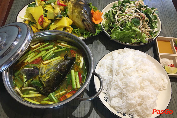 Nhà hàng Gia đình BB Bùi Thị Xuân 18