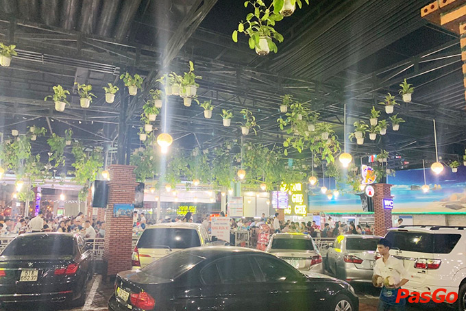 nhà hàng hải sản giang ghẹ Trường Chinh 16