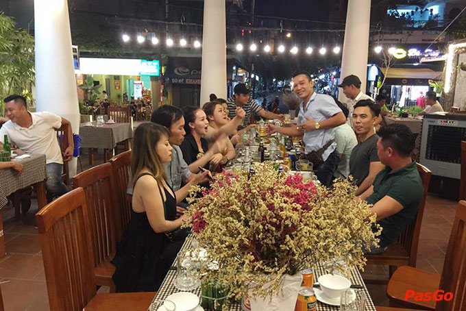 Nhà hàng Giang Bia Tô Hoàng Văn Thụ 22