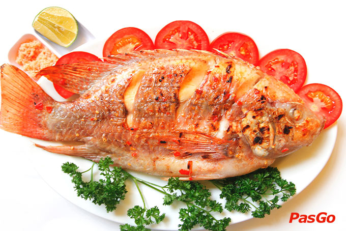 Nhà hàng Hoa Phố Quán Bến Vân Đồn 12