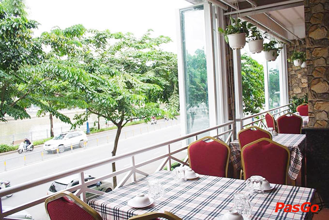 Nhà hàng Hoa Phố Quán Bến Vân Đồn 4