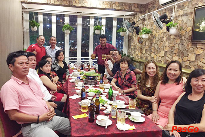 Nhà hàng Hoa Phố Quán Bến Vân Đồn 7