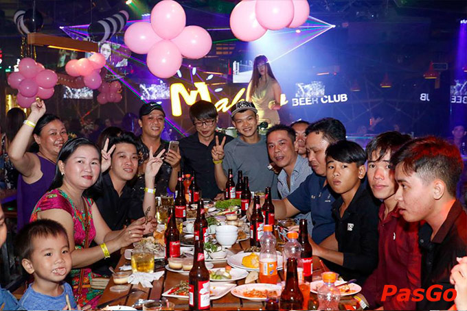 Nhà hàng Mahalo Beer Club Trương Vĩnh Ký 4