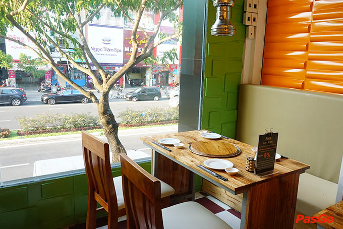 Nhà hàng Michi Sushi Nguyễn Văn Linh 18