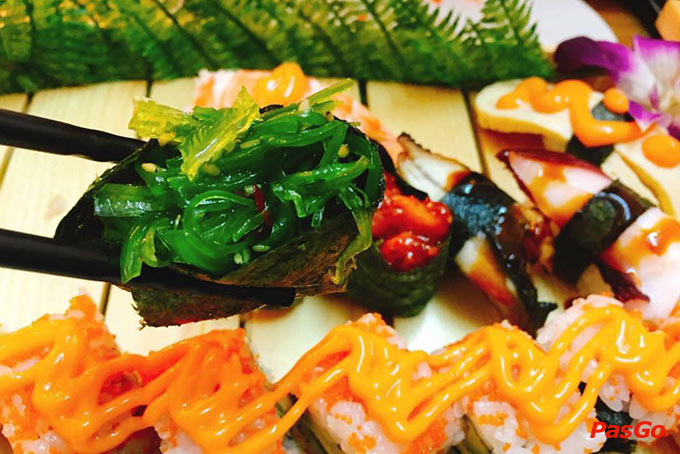 Nhà hàng Michi Sushi Nguyễn Văn Linh 8