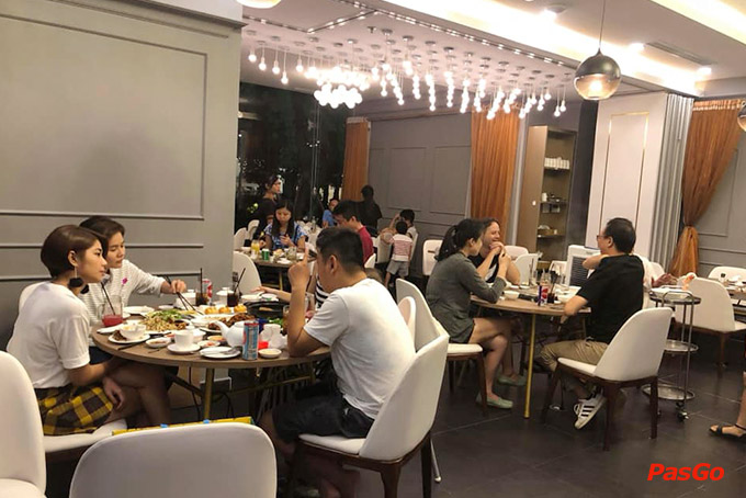 Nhà hàng Phụng Hoàng Lâu Vinhomes Central Park 20