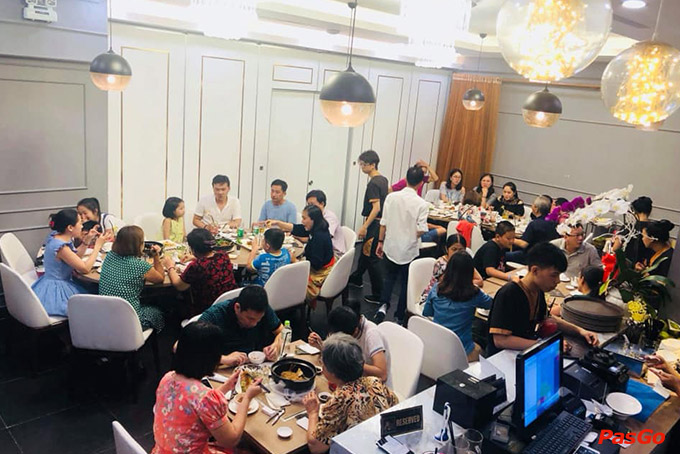 Nhà hàng Phụng Hoàng Lâu Vinhomes Central Park 21