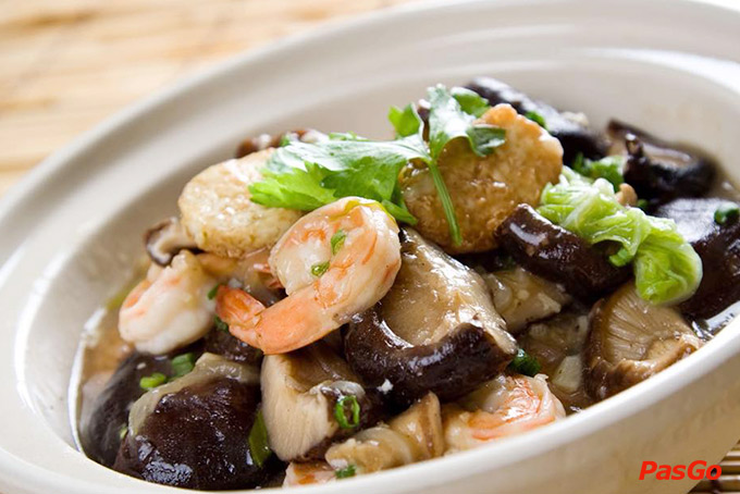 Nhà hàng Phụng Hoàng Lâu Vinhomes Central Park 7