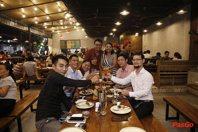 Quán Lão Trư – Street Food BBQ & Beer Đặng Văn Bi 17