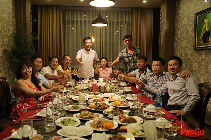 Nhà hàng Tấm Cám Giang Văn Minh 1