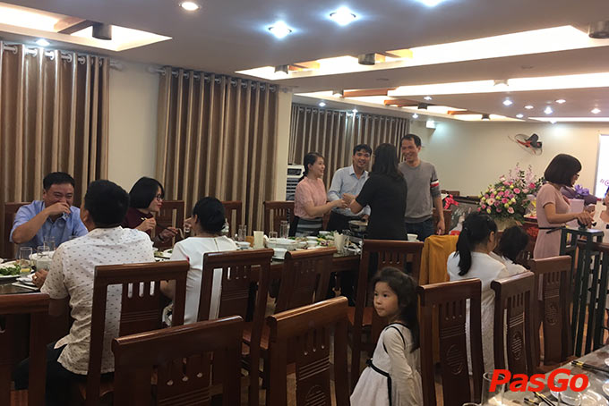 Nhà hàng Boong Thuyền Xuân La 17