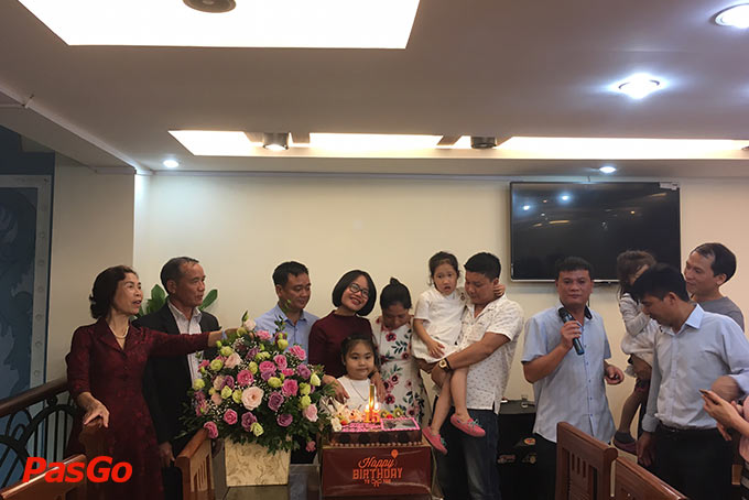 Nhà hàng Boong Thuyền Xuân La 18