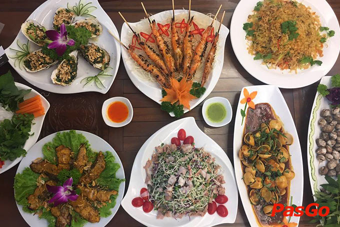 Nhà hàng Boong Thuyền Xuân La 8