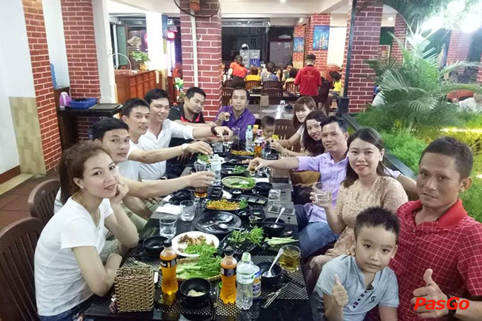 Nhà hàng Huynh Đệ Hà Huy Tập 14