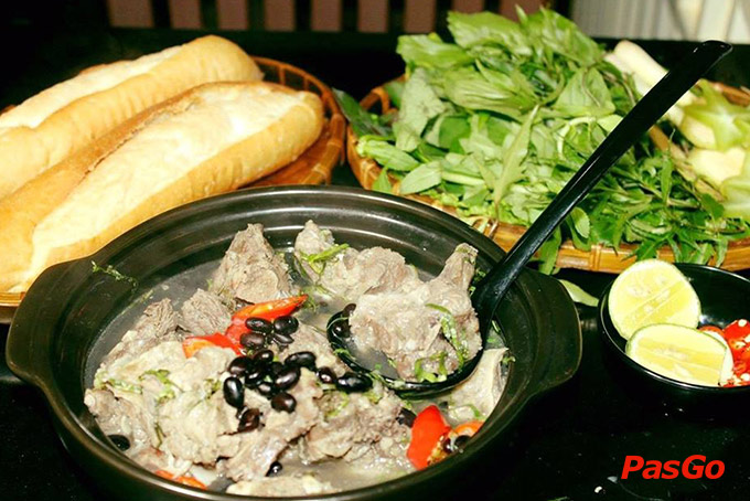 Nhà hàng Huynh Đệ Hà Huy Tập 8