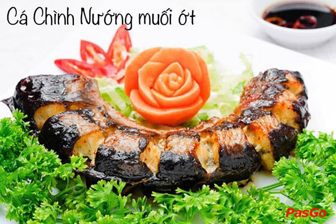 Nhà hàng Làng Chài Seafood Trần Văn Thành 11