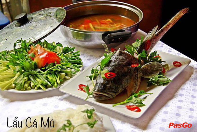 Nhà hàng Làng Chài Seafood Trần Văn Thành 14