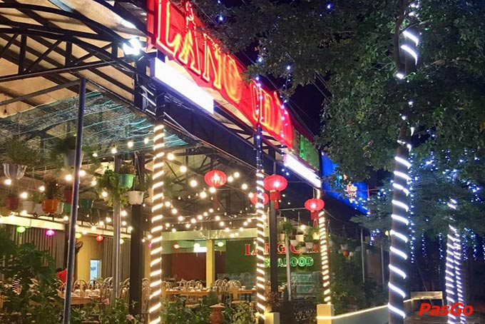 Nhà hàng Làng Chài Seafood Trần Văn Thành 17