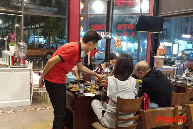 Nhà hàng Lẩu Nướng Happy Lê Thanh Nghị  12