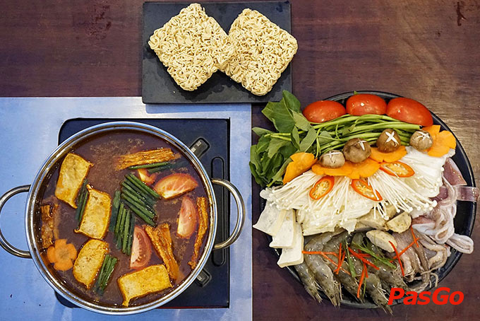 Nhà hàng Lẩu Nướng Happy Lê Thanh Nghị  7