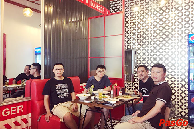 Nhà hàng Mamas Pizza Thái Hà 21