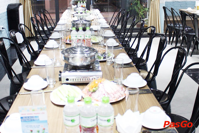 nhà hàng Mạnh Lộc Hàm Nghi 10