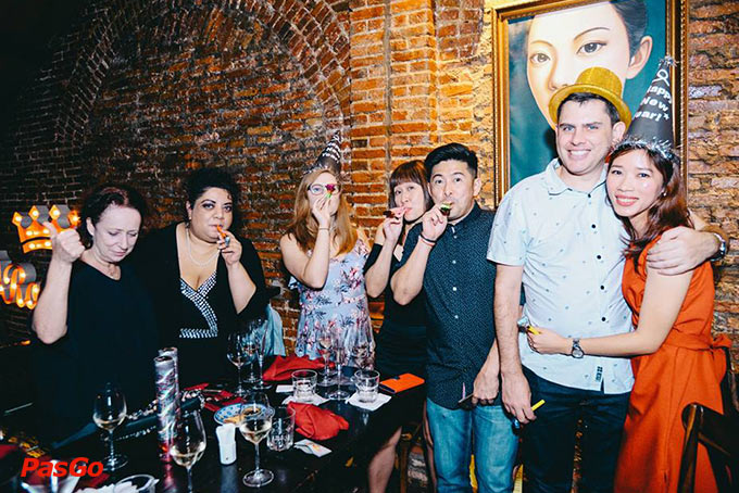 The Racha Room Mạc Thị Bưởi 16