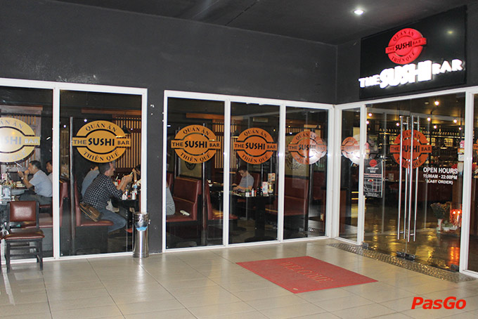 The Sushi Bar Lý Thái Tổ 15