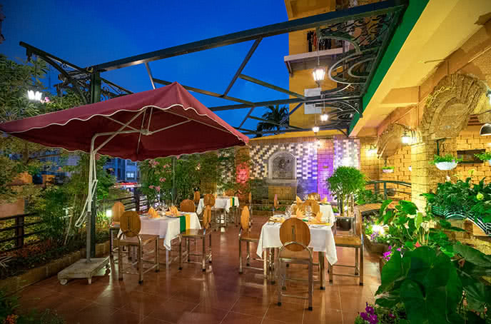 nhà hàng Carnaval – vườn nướng brazil1