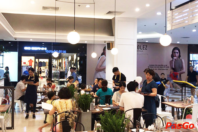 Nhà hàng Le Monde Steak Times City 1