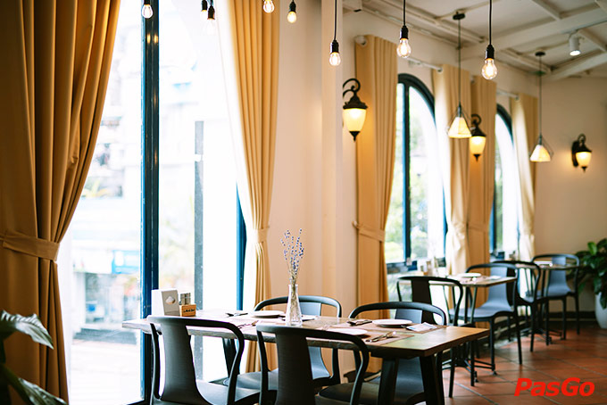 Le Monde Steak - Trung Hòa-5