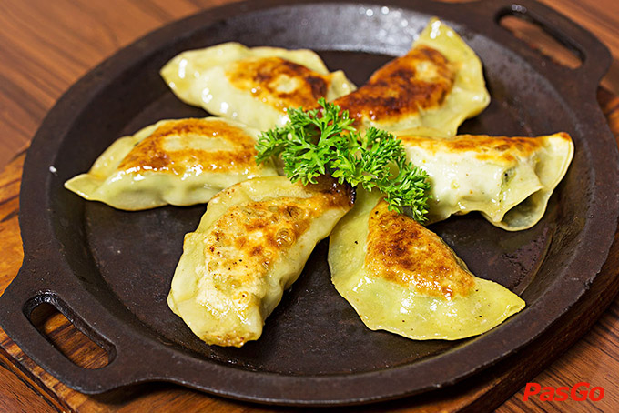 Nijyumaru – Royal City-16