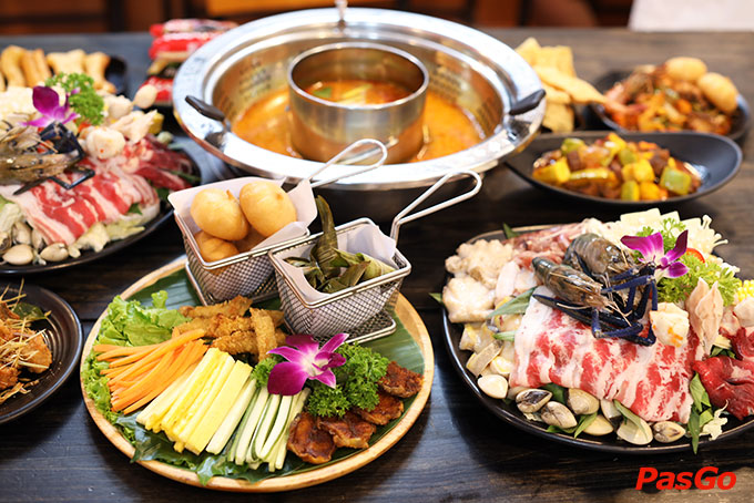 Nhà hàng Bếp Thái Sawadee Nguyễn Khánh Toàn 1