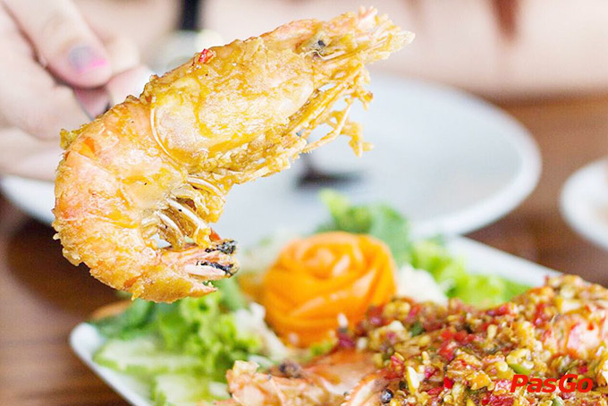 Nhà hàng Chai Talay 1