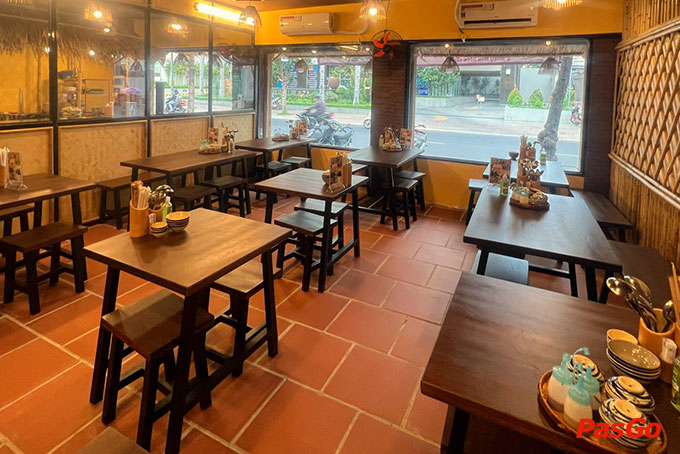 Tám Riêu - Quán lẩu cua đồng, bún riêu và đặc sản Tây Nam Bộ 11