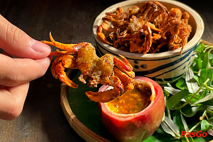 Tám Riêu - Quán lẩu cua đồng, bún riêu và đặc sản Tây Nam Bộ 3