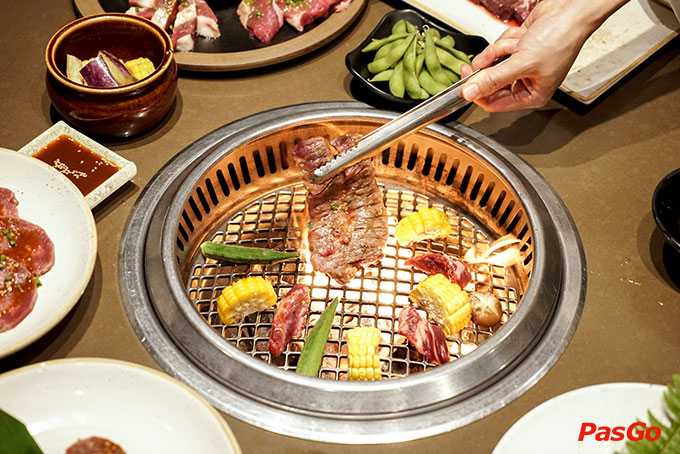 Nhà hàng SumoBBQ 6