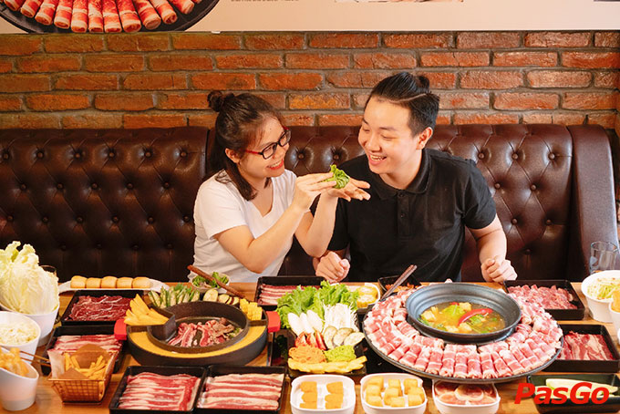 Food House Phan Xích Long 11