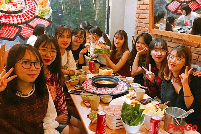 Food House Phan Xích Long 5