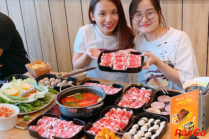 Nhà hàng Food Center Bà Triệu 2