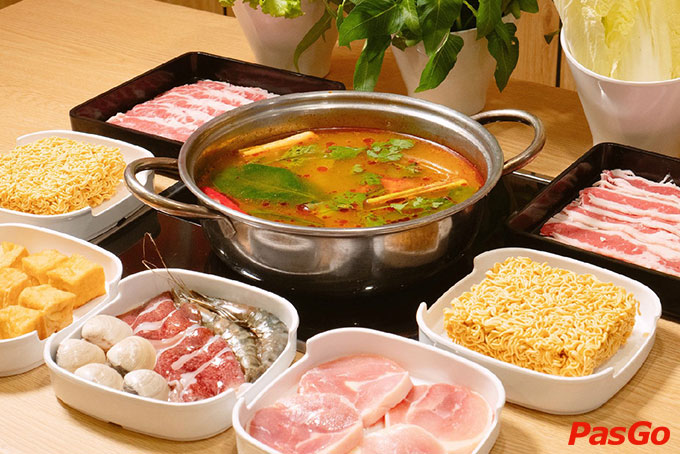 Nhà hàng Food Center Bà Triệu 3