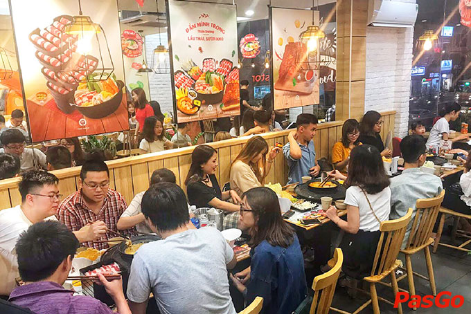 Nhà hàng Food Center Bà Triệu 8