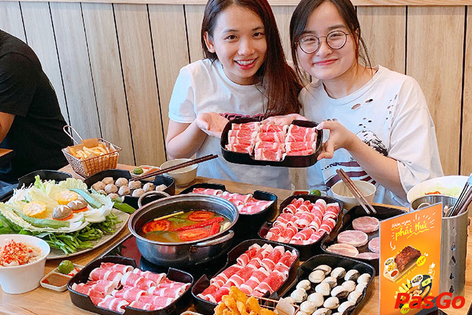 Nhà hàng Food Street Quang Trung 2