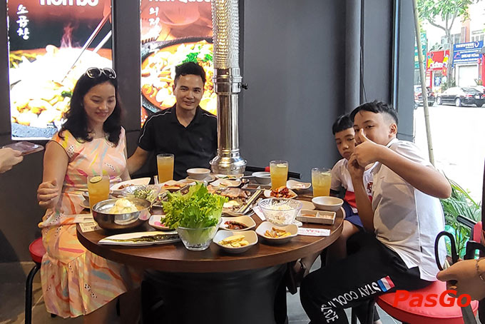 Nhà hàng Butoomac Nguyễn Văn Lộc Hà Đông chuyên thịt nướng và lòng nướng Hàn Quốc 3