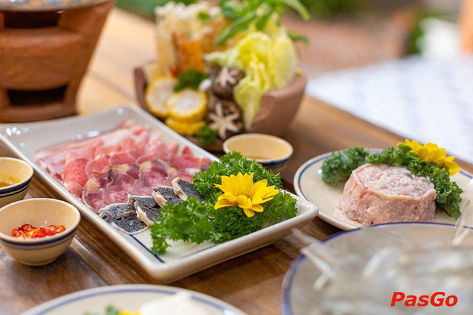 Lẩu Hồi Đó - Võ Thị Sáu-8