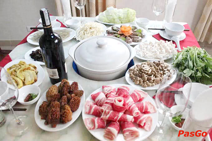 Nhà hàng Lẩu Nấm Gia Khánh Mộ Lao là địa chỉ tin cậy để thưởng thức món lẩu nấm tại Hà Thành 4