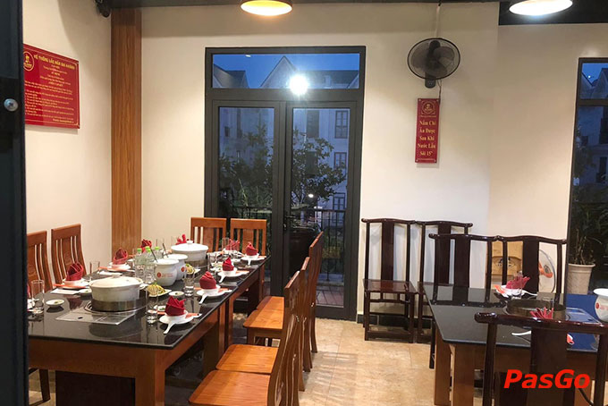 Nhà hàng nằm trong khu đô thị thành của phố biển nhân tạo độc nhất Hà Nội 6