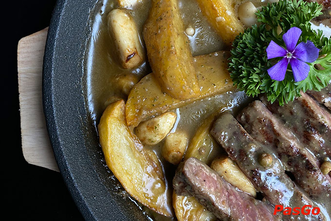 MK Kitchen & Bar - Bến Vân Đồn-2