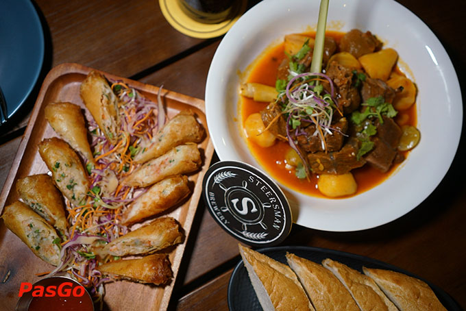 Steersman Brewery Taproom - Phan Kế Bính-13